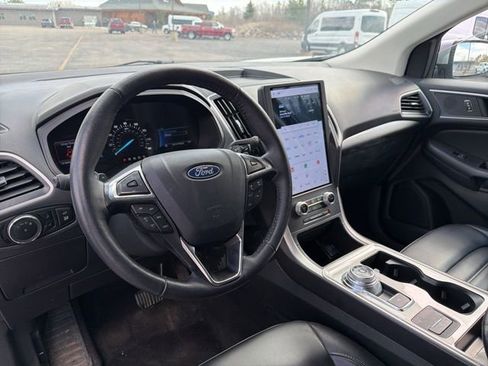 Used 2024 Ford Edge SEL w/ Convenience Package AWD/4WD image 10