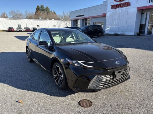 New 2026 Toyota Camry XLE image 1