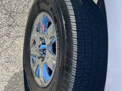 Used 2014 Ford F150 XLT w/ Equipment Group 302A Luxury image 12