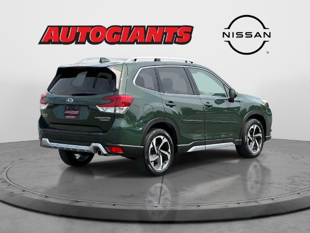 Used 2023 Subaru Forester Touring AWD/4WD image 4