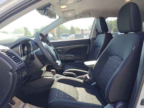 New 2025 Mitsubishi Outlander Sport LE image 10