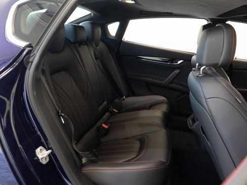 Used 2017 Maserati Quattroporte S GranLusso Q4 image 22