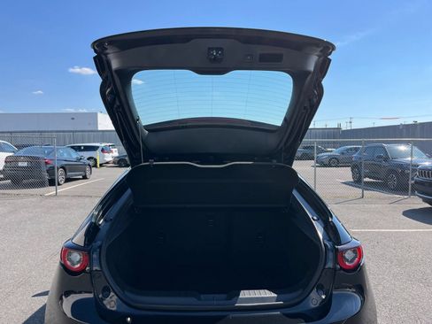 Used 2026 MAZDA MAZDA3 s FWD image 32