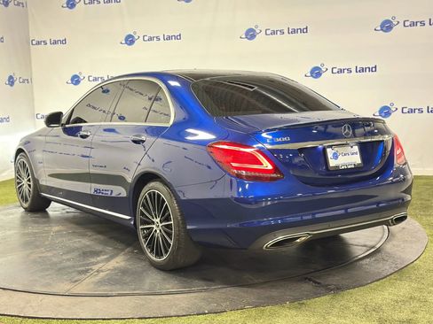 Used 2019 Mercedes-Benz C 300 Sedan w/ Parking Assistance Package image 5