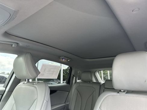 Certified 2022 Lincoln Nautilus Reserve w/ Cargo Utility Package FWD image 22