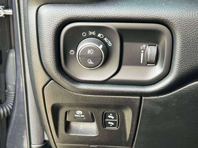 Used 2020 RAM 1500 Rebel w/ Rebel Level 2 Equipment Group AWD/4WD image 17