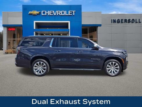 Used 2025 Chevrolet Suburban Premier AWD/4WD image 27