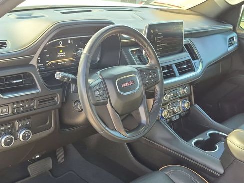 Used 2022 GMC Yukon XL AT4 AWD/4WD image 2