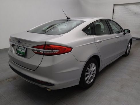 Used 2018 Ford Fusion S image 9