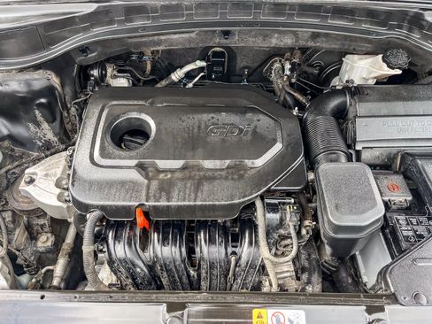 Used 2018 Hyundai Santa Fe Sport w/ 2.4L Value Package 02 image 24