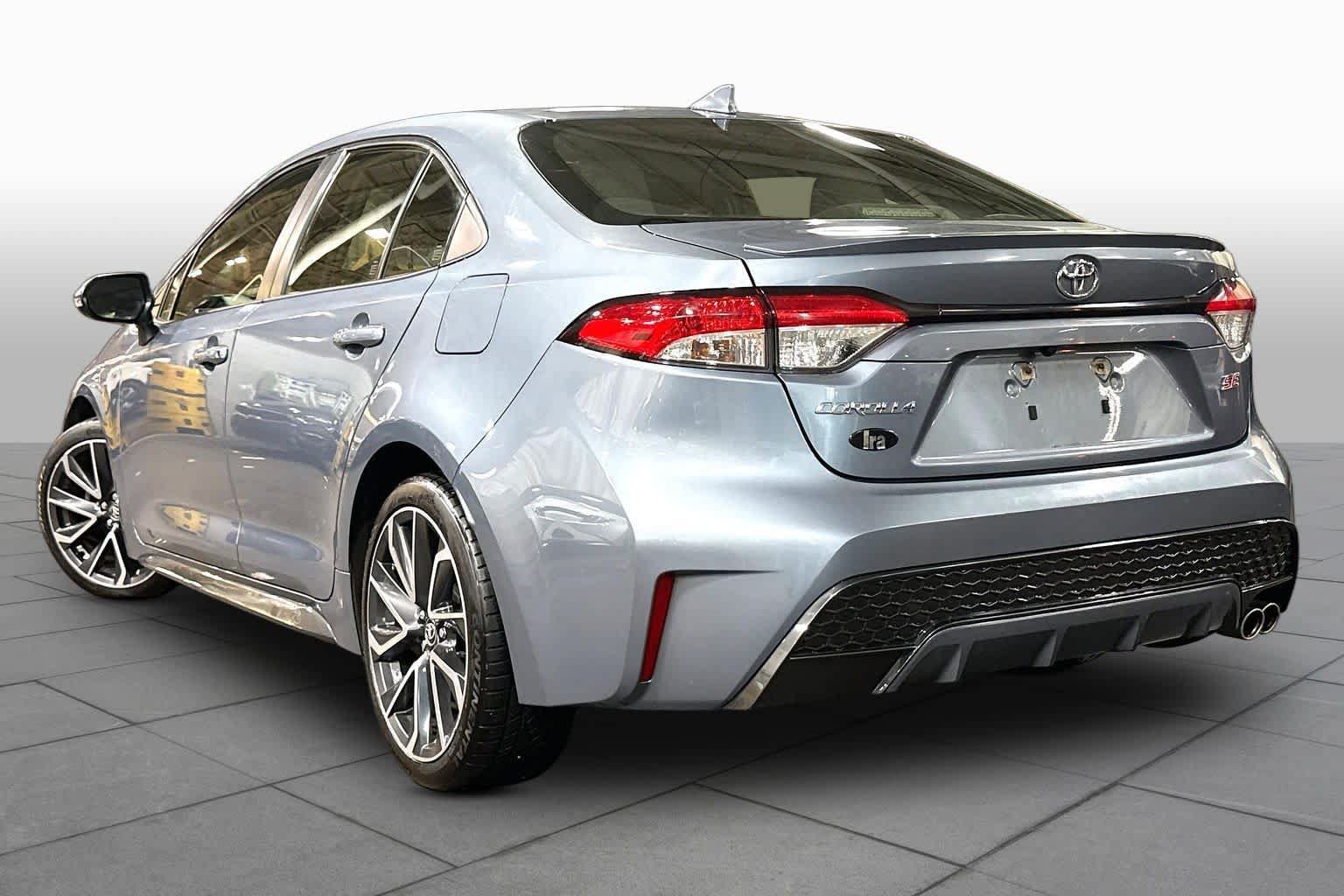 Used 2020 Toyota Corolla SE FWD image 12