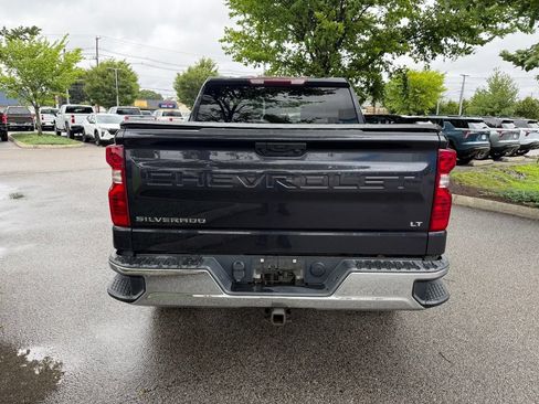 Used 2022 Chevrolet Silverado 1500 LT AWD/4WD image 4
