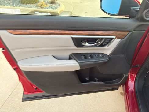 Used 2022 Honda CR-V Touring image 12