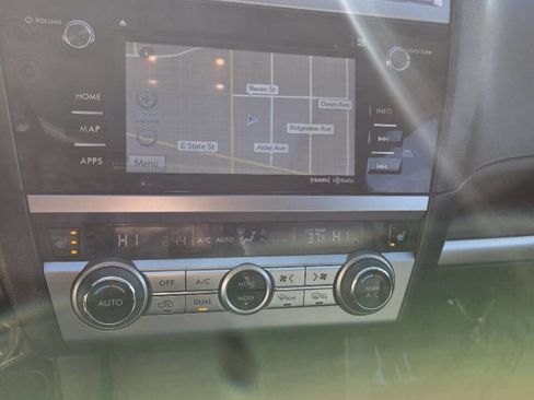 Used 2016 Subaru Outback 3.6R Limited image 11