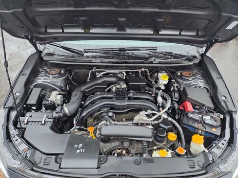 Used 2018 Subaru Impreza 2.0i image 9