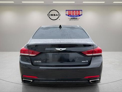 Used 2016 Hyundai Genesis 3.8 w/ Option Group 04 image 3