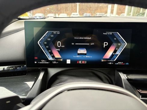 Used 2026 BMW 530i xDrive w/ Premium Package image 15