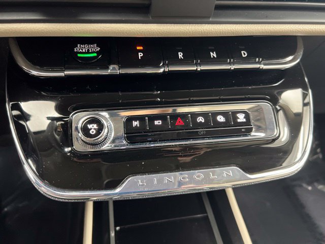 Certified 2026 Lincoln Corsair Premiere AWD/4WD image 18