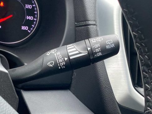 Used 2023 GMC Terrain SLT w/ Infotainment Package II AWD/4WD image 24