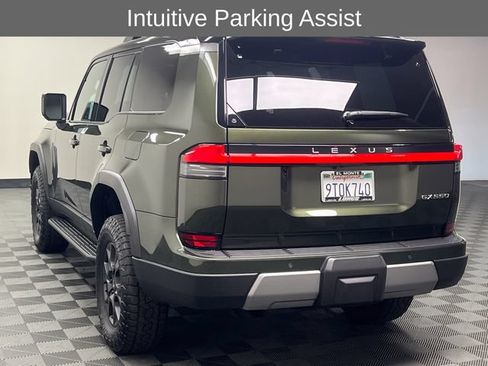 Certified 2025 Lexus GX 550 w/ Accessory Package (CT) AWD/4WD image 7