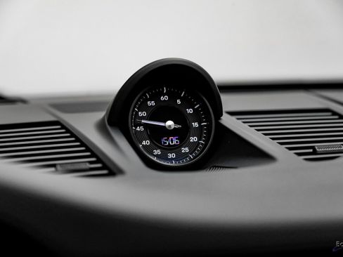 Used 2024 Porsche 911 Carrera S w/ Premium Package image 57