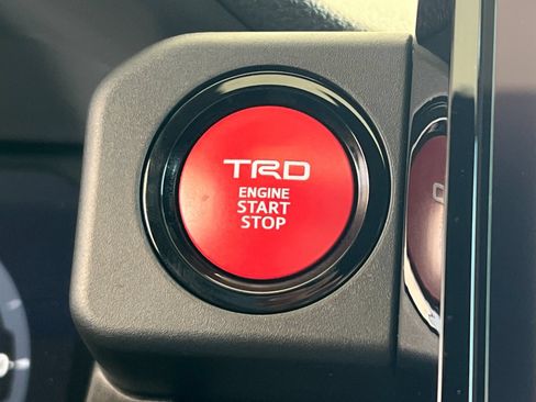 Used 2026 Toyota Tacoma TRD Sport w/ TRD Sport Premium Package AWD/4WD image 24
