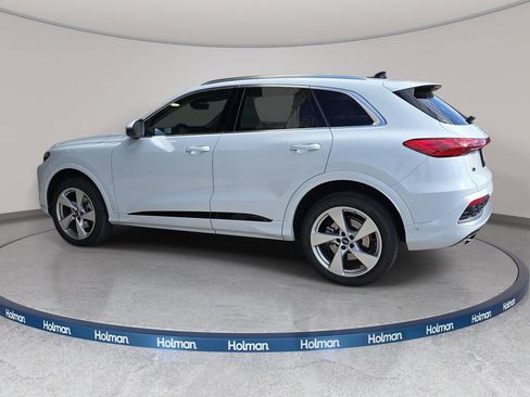 Used 2025 Audi Q5 Premium Plus AWD/4WD image 9