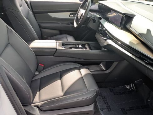 Used 2025 Nissan Murano SL w/ Cargo Package AWD/4WD image 22