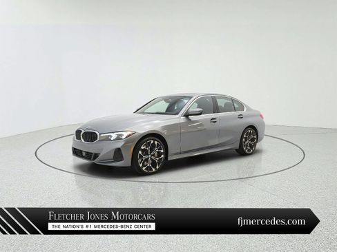 Used 2025 BMW 330i Sedan w/ Convenience Package RWD image 1