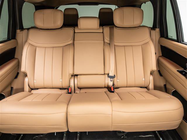 New 2026 Land Rover Range Rover Long Wheelbase Autobiography AWD/4WD image 17