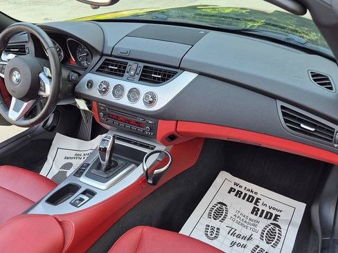 Used 2009 BMW Z4 sDrive35i RWD image 55