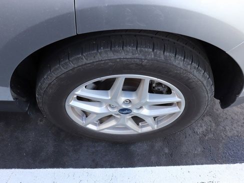 Used 2022 Ford Edge SEL w/ Convenience Package image 8