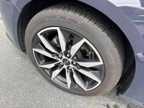 Used 2025 Chevrolet Malibu RS FWD image 12
