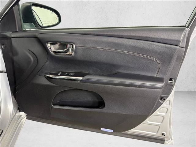 Used 2014 Toyota Avalon Limited w/ Technology Package FWD image 16