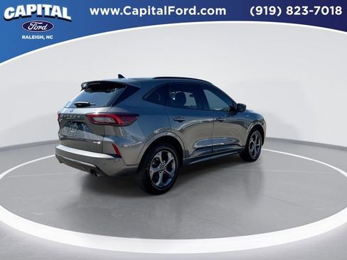 Used 2023 Ford Escape ST-Line w/ Tech Pack #1 image 8