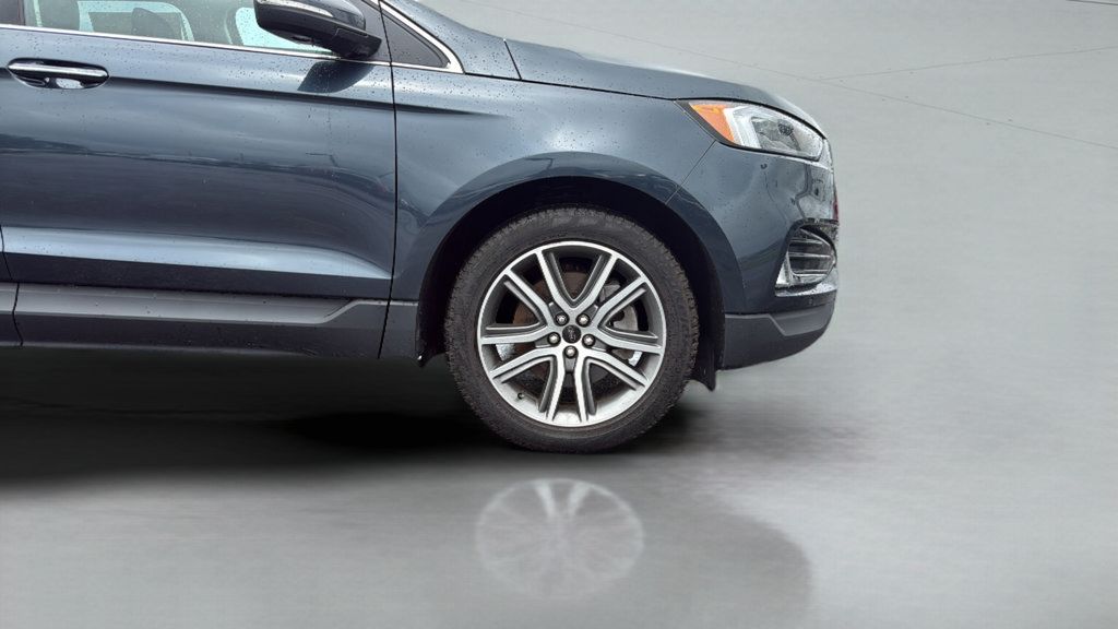 Certified 2024 Ford Edge Titanium w/ Equipment Group 301A AWD/4WD image 33