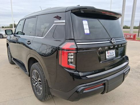New 2026 Nissan Armada Platinum image 4