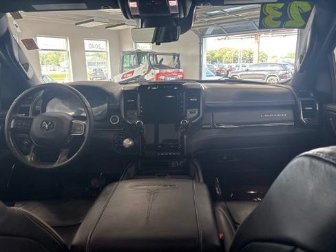 Used 2023 RAM 1500 Limited AWD/4WD image 32