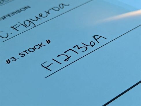 Used 2024 Jeep Wrangler Unlimited Rubicon w/ Technology Group image 9