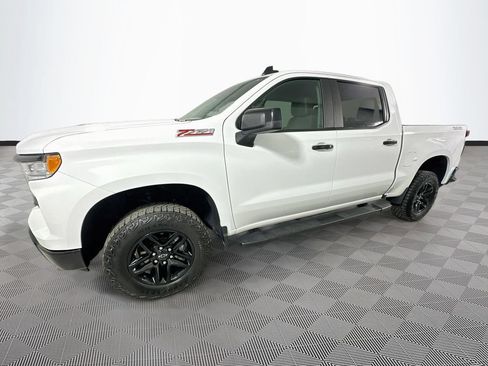Used 2025 Chevrolet Silverado 1500 LT Trail Boss w/ Protection Package AWD/4WD image 6