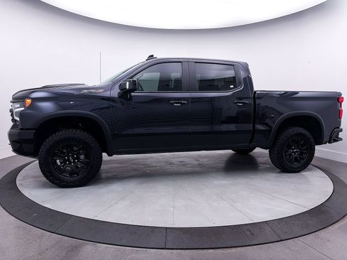 Used 2024 Chevrolet Silverado 1500 ZR2 w/ Technology Package image 45