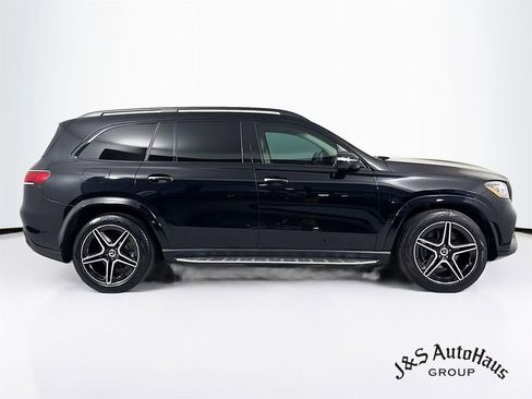 Used 2022 Mercedes-Benz GLS 450 4MATIC image 8