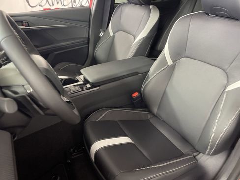 New 2026 Toyota Camry Hybrid image 19