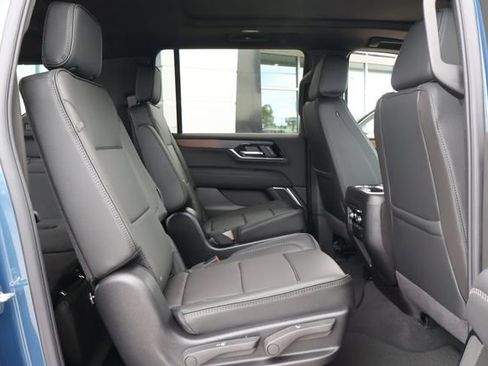 New 2026 GMC Yukon XL Denali w/ Sun & Power Step Package image 24
