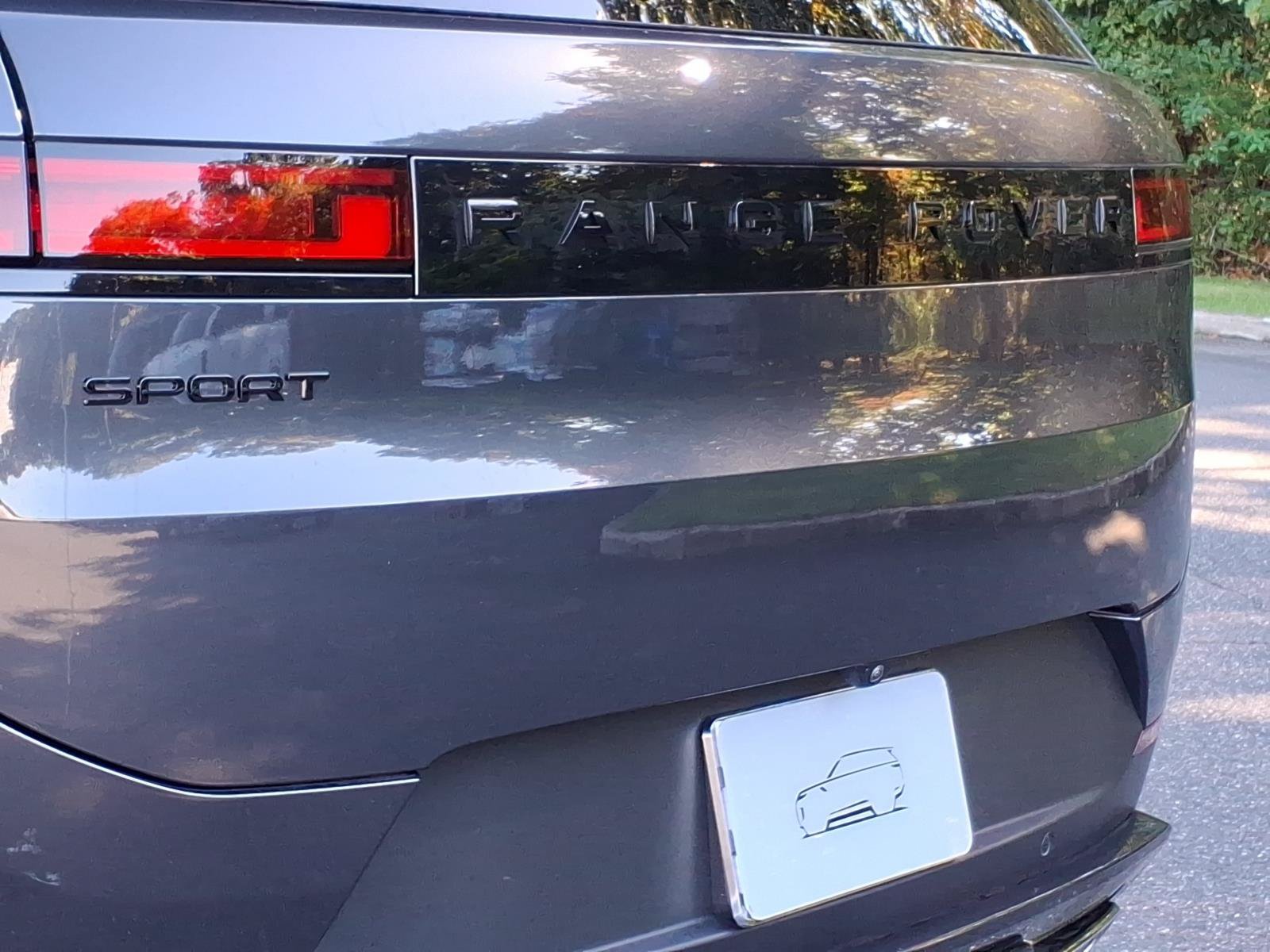 New 2027 Land Rover Range Rover Sport SE AWD/4WD image 19
