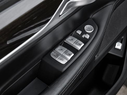 Used 2021 BMW 750i xDrive image 50