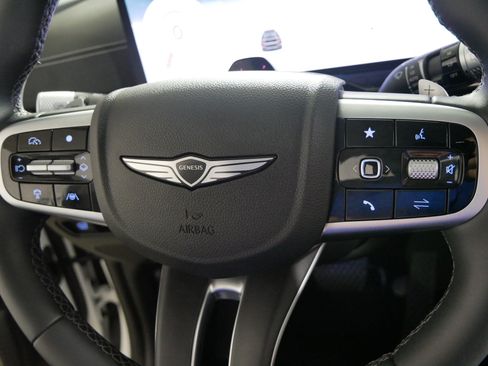 Certified 2025 Genesis GV80 2.5T Standard AWD/4WD image 25