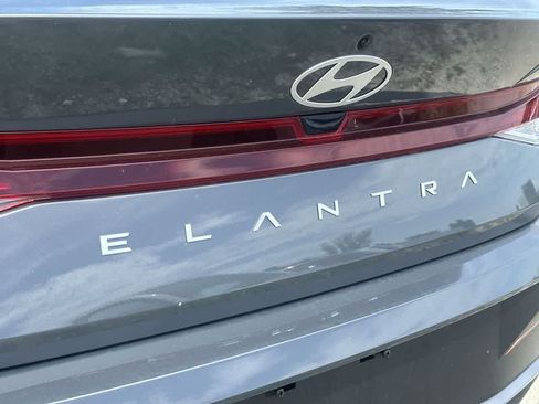New 2026 Hyundai Elantra SE FWD image 10