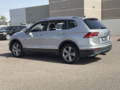 Used 2021 Volkswagen Tiguan SEL AWD/4WD image 9