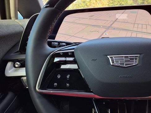 New 2026 Cadillac Optiq Sport 1 image 18